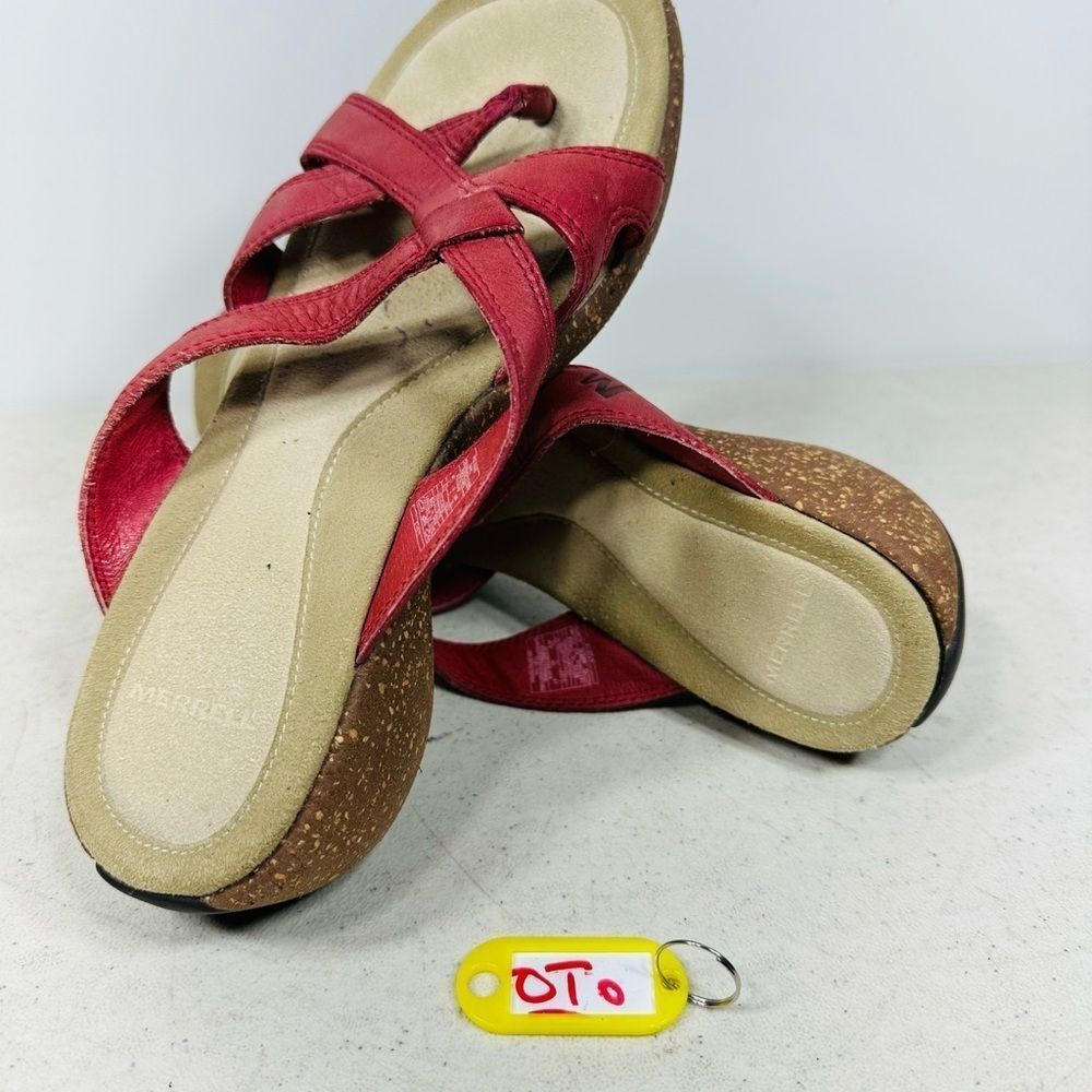 Merrell Women's Red and Tan Sandals size 7